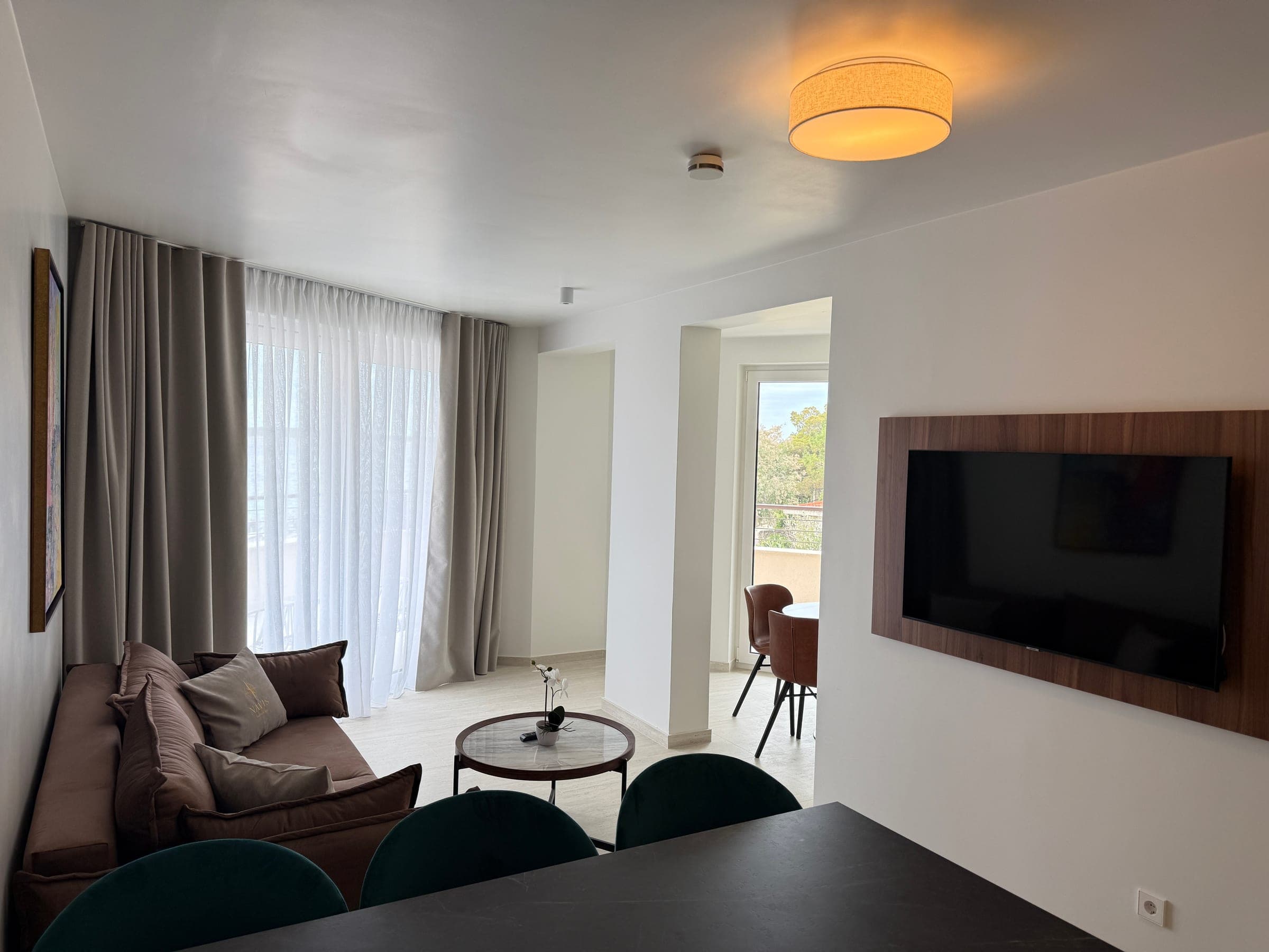 Suite br. 1 s izravnim pogledom na more i jednom spavaćom sobom