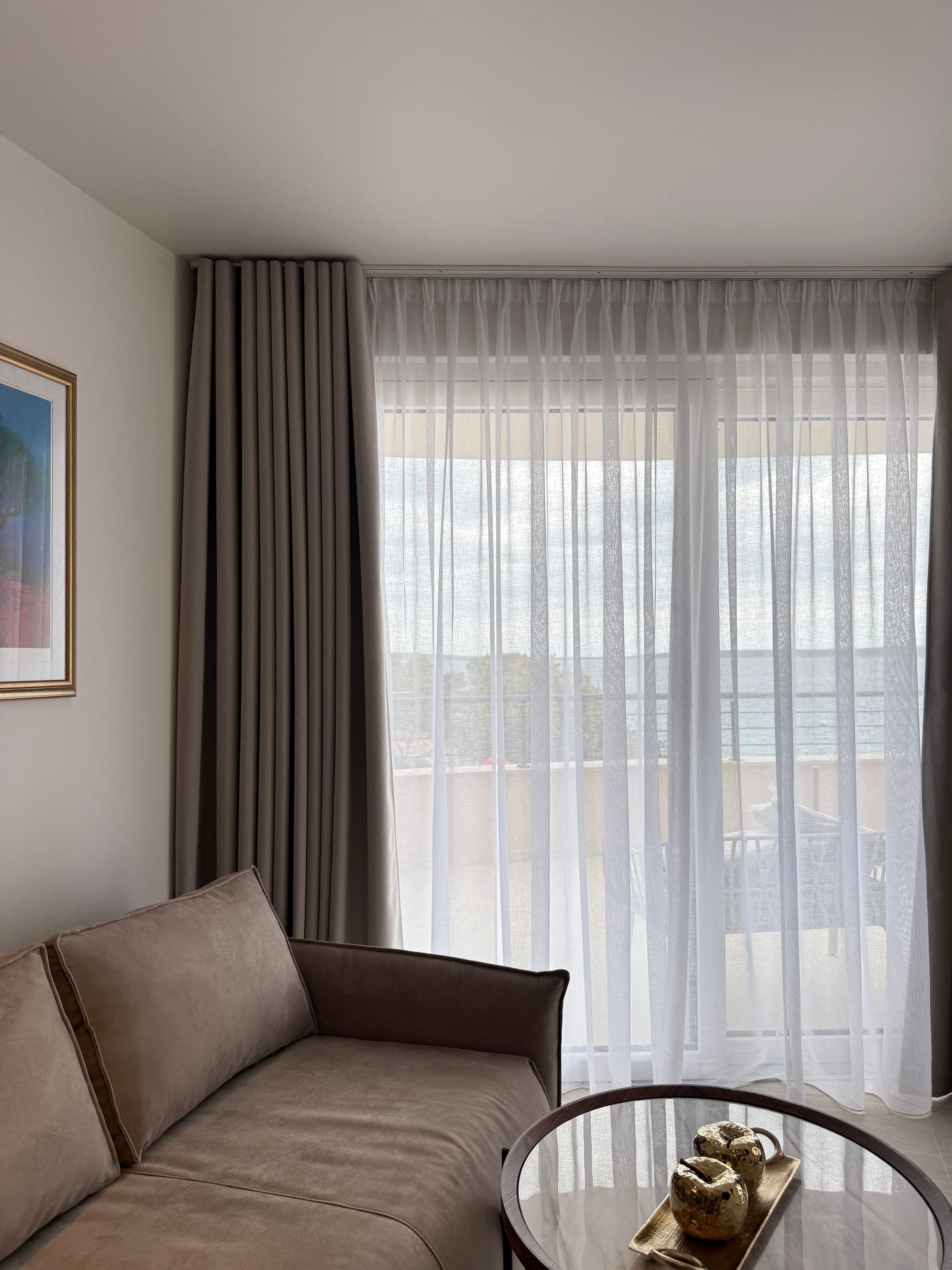 Suite br. 5 s izravnim pogledom na more i jednom spavaćom sobom